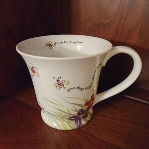 MARY KAY ♡ Bumble Bee Floral "Great Things Happen When We Beelieve" Novelty Mug